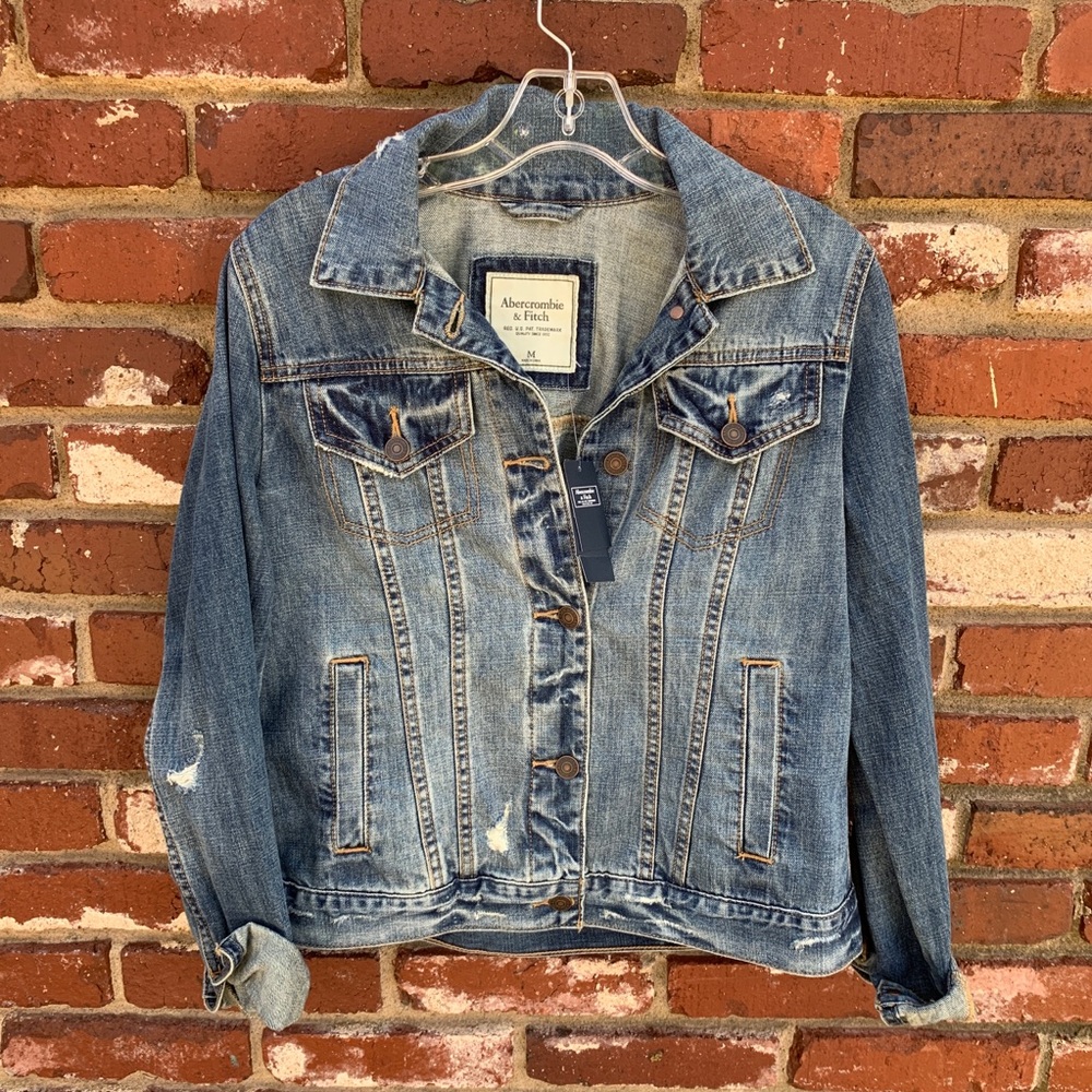NWT Abercrombie & Fitch Denim Jacket - Picture 1 of 4